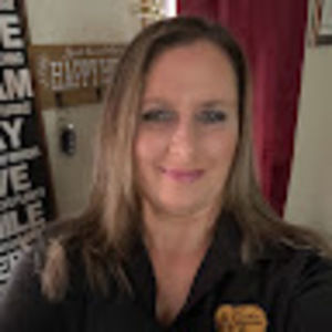 Meet your Posher, Debra